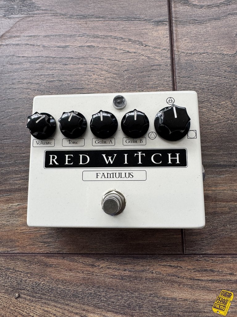 Red Witch Famulus Distorsion, Enlèvement ou Envoi, Comme neuf, Distortion, Overdrive ou Fuzz