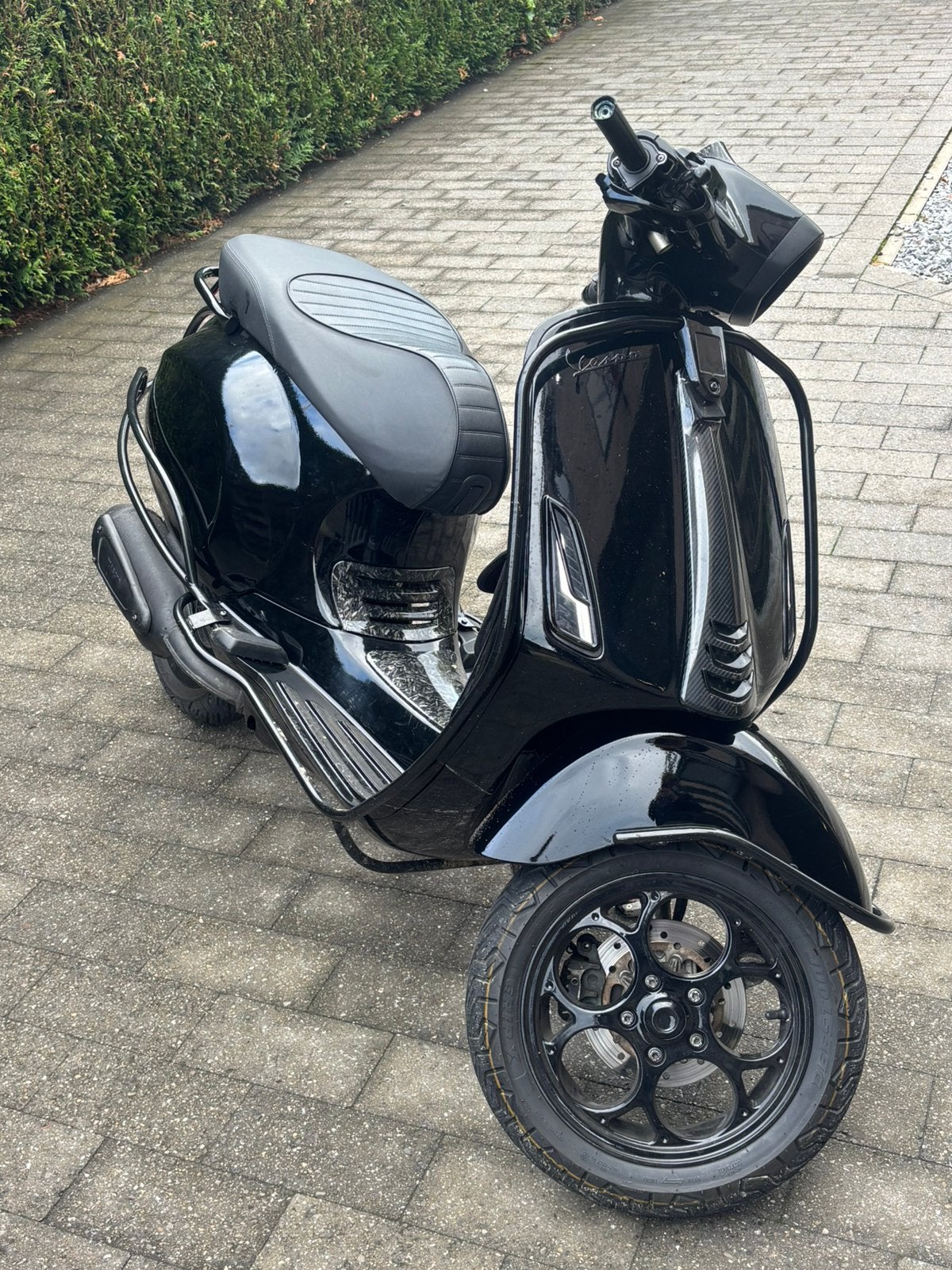 piaggio vespa sprint, Fietsen en Brommers, Ophalen, Zo goed als nieuw