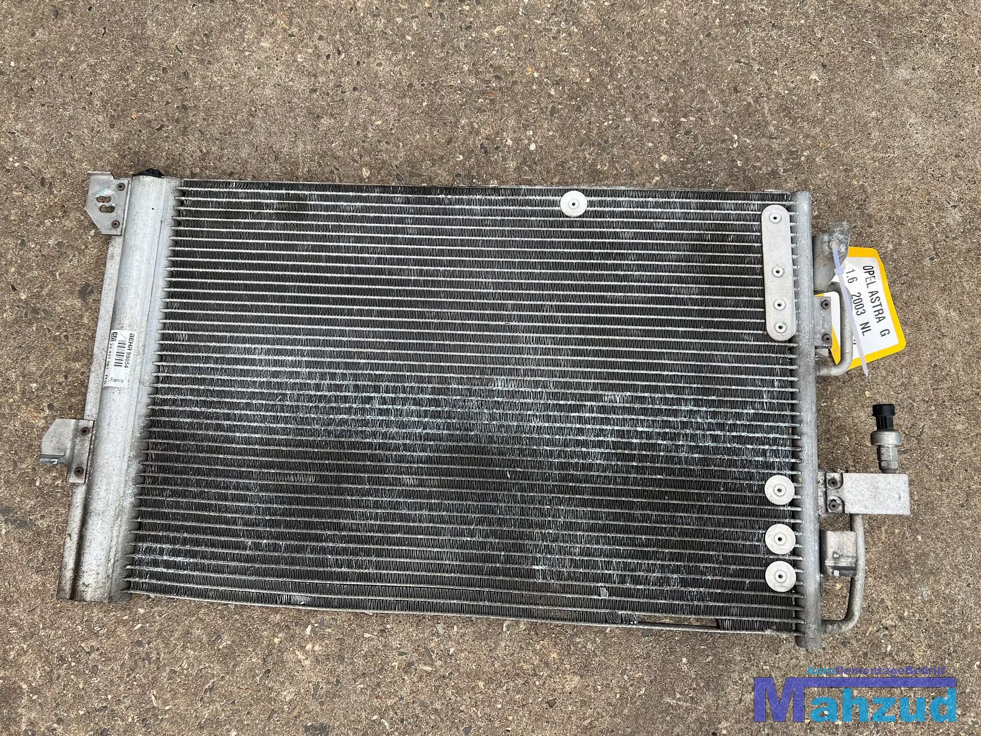 OPEL ASTRA G 1.6 8V Airco radiateur condensor 24431901, Autos : Pièces & Accessoires, Opel Automobile GmbH, Opel, Bahnhofsplatz 1
65423  Russelsheim am Main, DE