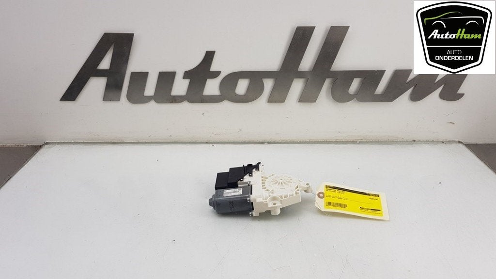 MOTEUR LEVE VITRE ELECTRIQUE Volkswagen Tiguan (5N1 / 2), Autos : Pièces & Accessoires, Utilisé, Volkswagen