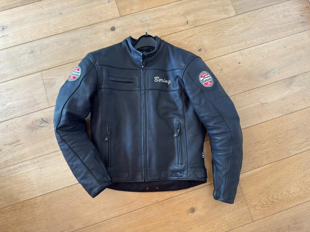 Retro lederen motorjas Bering (L - als nieuw - waterproof), Motoren, Kleding | Motorkleding, Ophalen