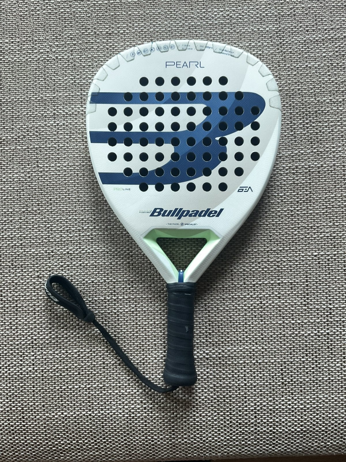 Padel Bullpadel Pearl, Sport en Fitness, Padel, Ophalen of Verzenden, Gebruikt, Padelracket