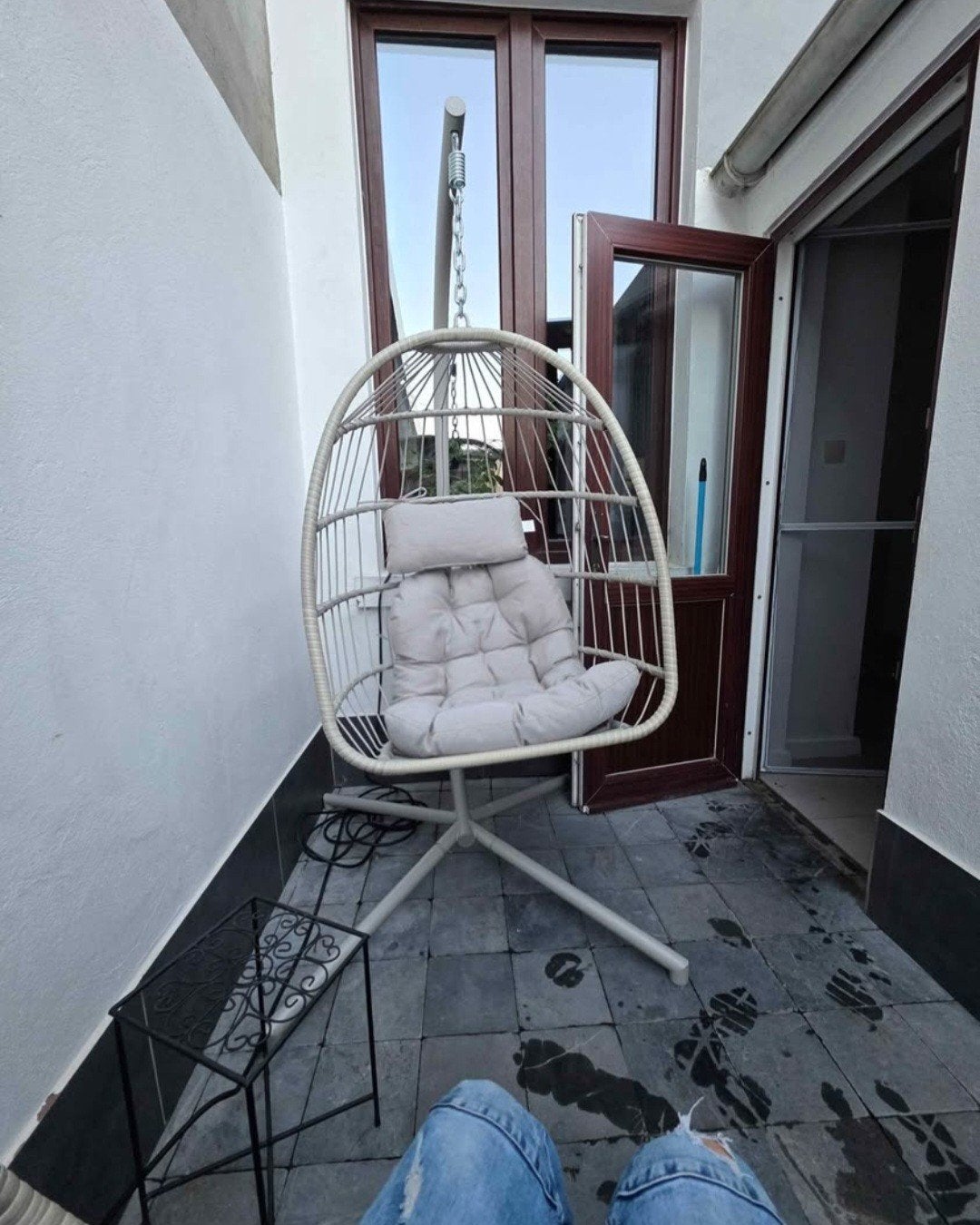 Hangstoel, Ophalen, Zo goed als nieuw