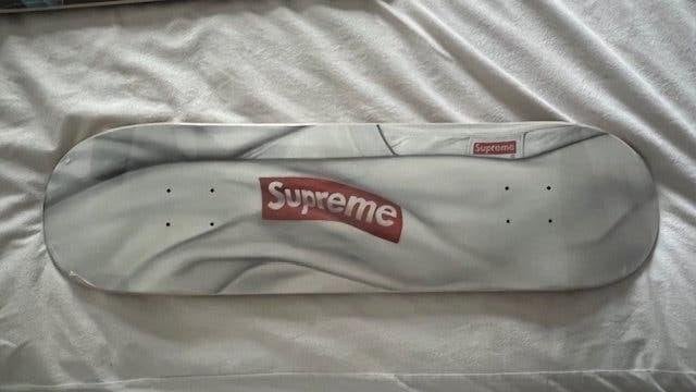 supreme deck (skateboard), Sport en Fitness, Skateboarden, Ophalen of Verzenden, Nieuw, Skateboard
