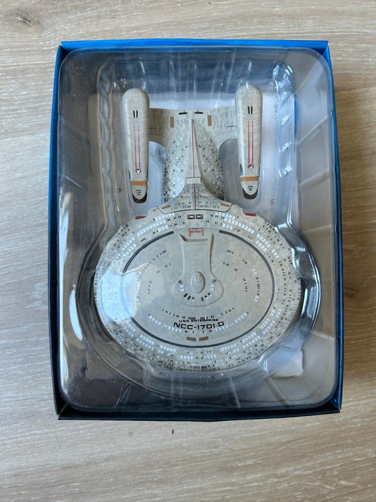 Star Trek Enterprise NCC-1701-D, Enlèvement, Neuf