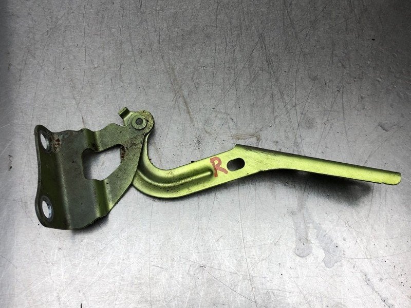 CHARNIERE DE CAPOT Daihatsu Cuore (L251 / 271 / 276), Utilisé, Daihatsu