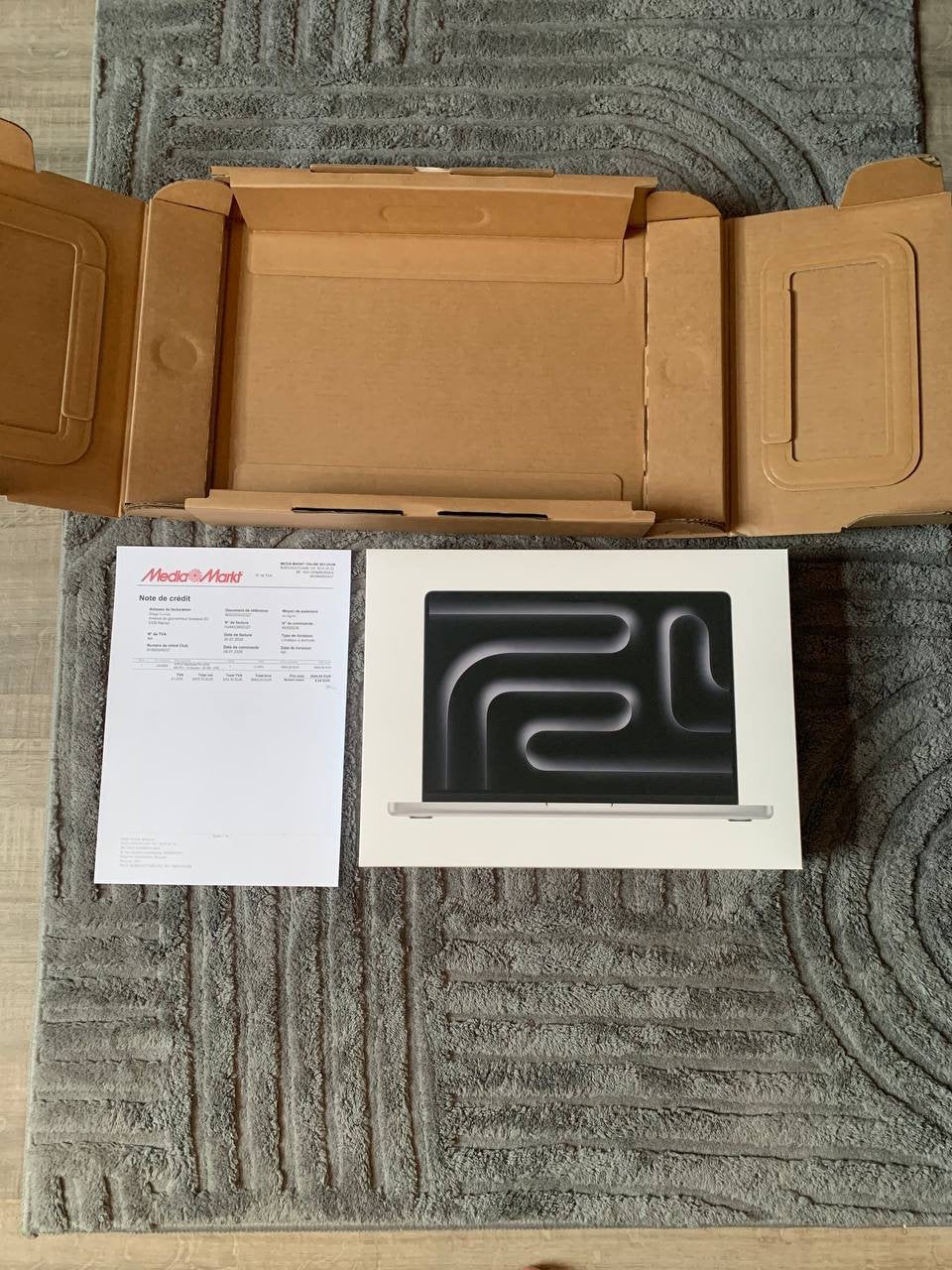 Apple MacBook Pro 2026, M5 Pro, 24GB ram, 2TB stockage, Enlèvement, Comme neuf
