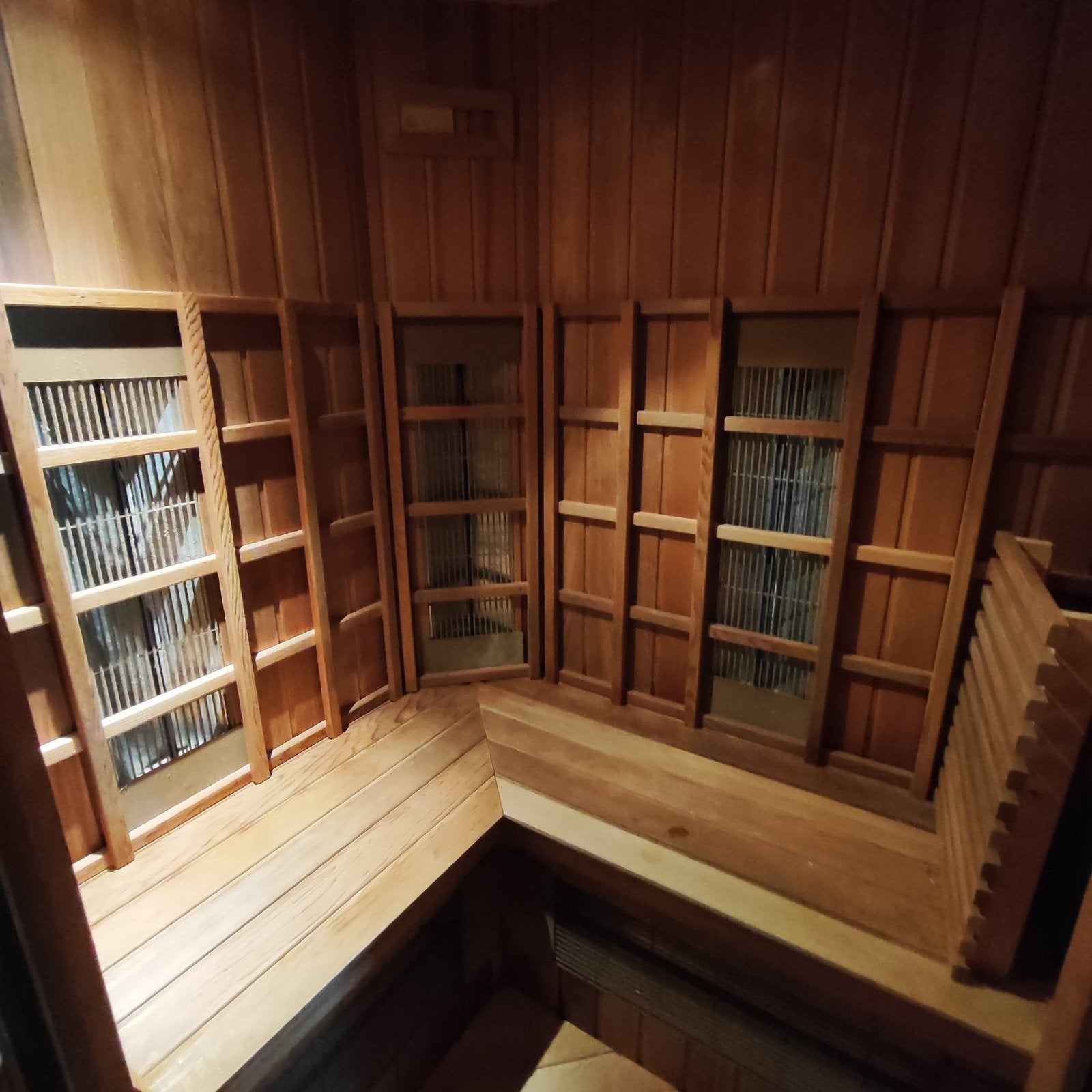 Hoek infraroodsauna, Enlèvement