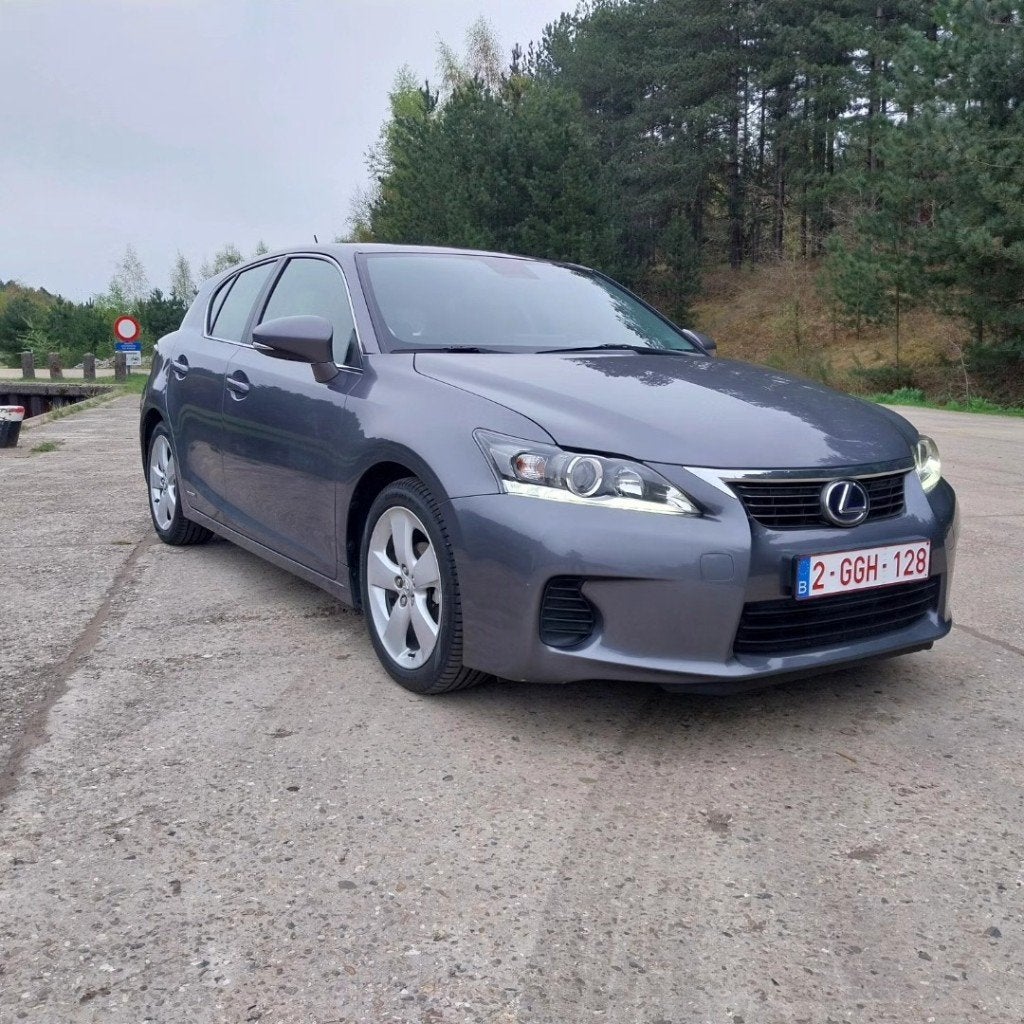 Lexus CT200h, Autos, Achat, Entretenue par le concessionnaire, Autre carrosserie, 5 places