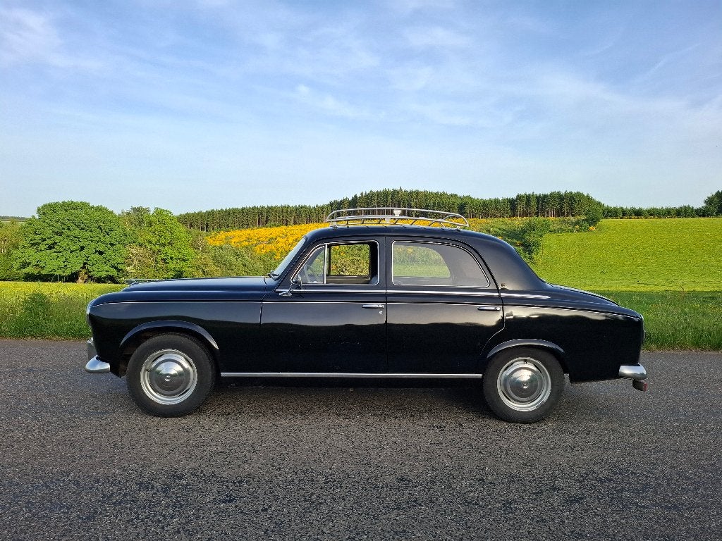 PEUGEOT 403 8CV 1958 Très saine Historique entretien récent, Autos, Autres modèles, Achat, 4 portes, Boîte manuelle