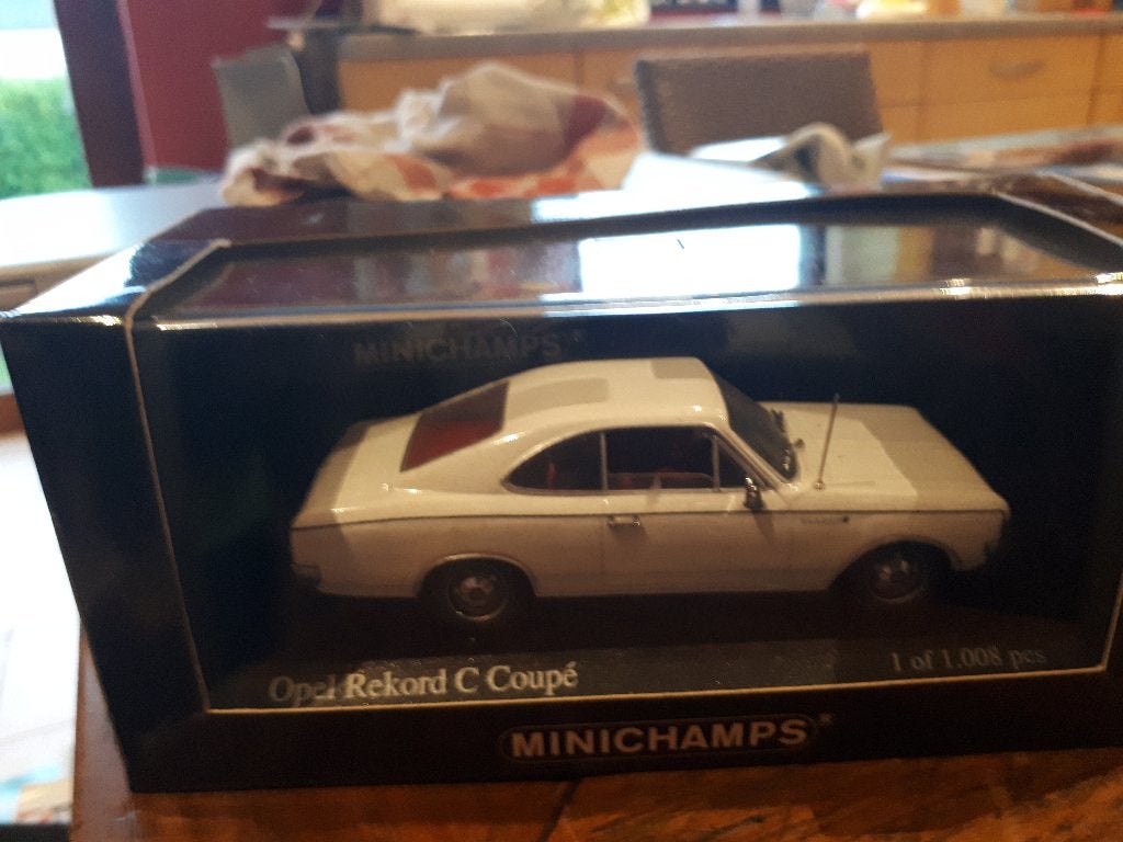 Minichamps Opel Record C Coupe 1966 White 1/43, Enlèvement ou Envoi, Neuf, Voiture, MiniChamps