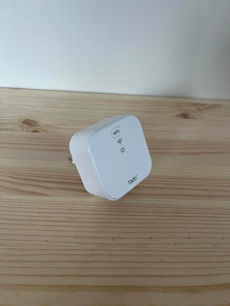 Tado X matter bridge, Computers en Software, WiFi-versterkers, Zo goed als nieuw, Ophalen of Verzenden