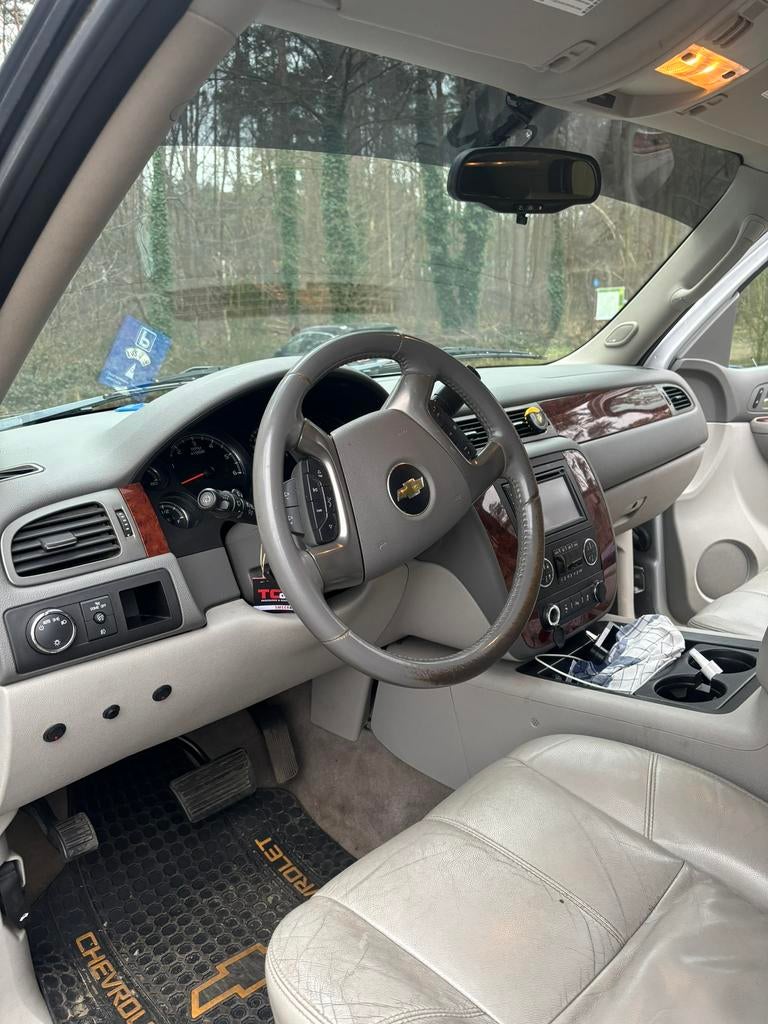 Chevrolet Suburban 2011, Autos, Chevrolet, Cuir, Suburban, Achat, Beige