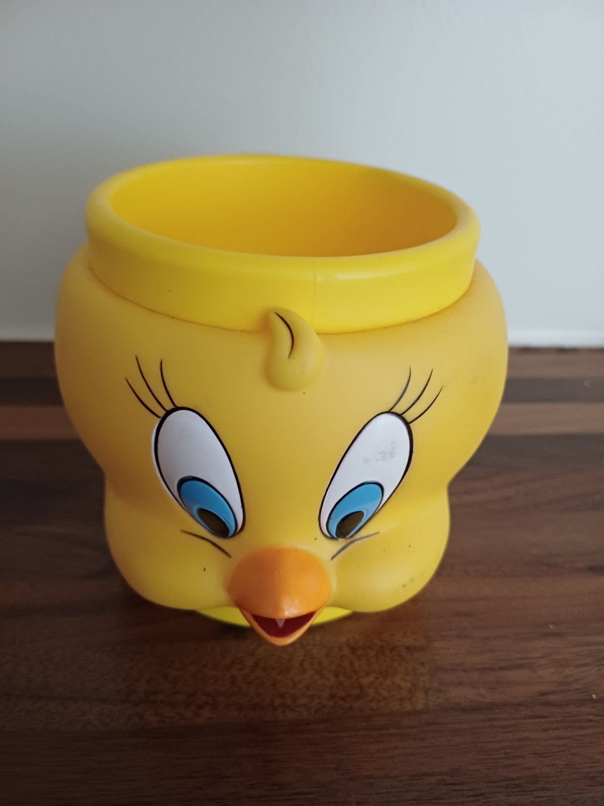 Looney Tunes Tweety mok, Ophalen