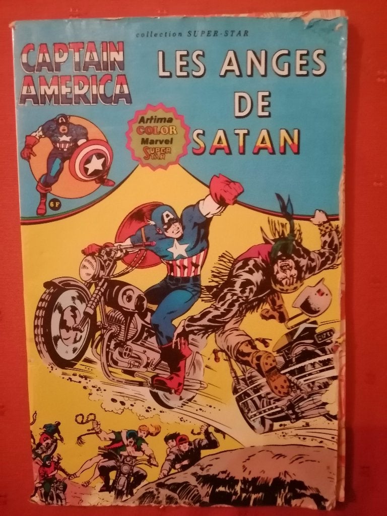 Comics captain america 1979 marvel les anges de satan, Boeken, Ophalen of Verzenden, Gelezen