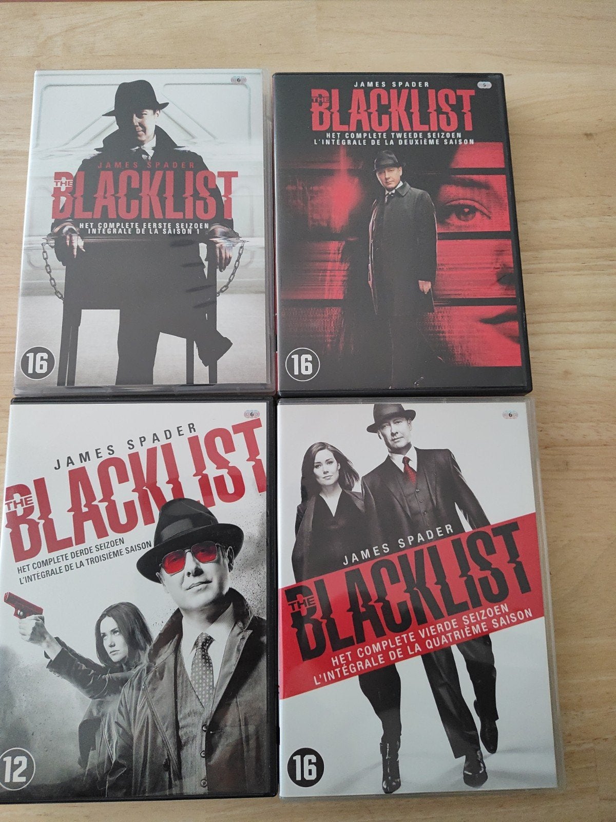 Serie 'Blacklist' seizoen 1-2-3-4 op DVD., Cd's en Dvd's, Bonusmateriaal, Vanaf 16 jaar, Nederlands, Overige genres