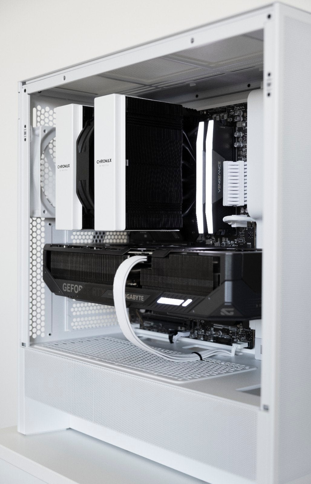 Gigabyte 5090 Gaming OC 32GB, Ophalen