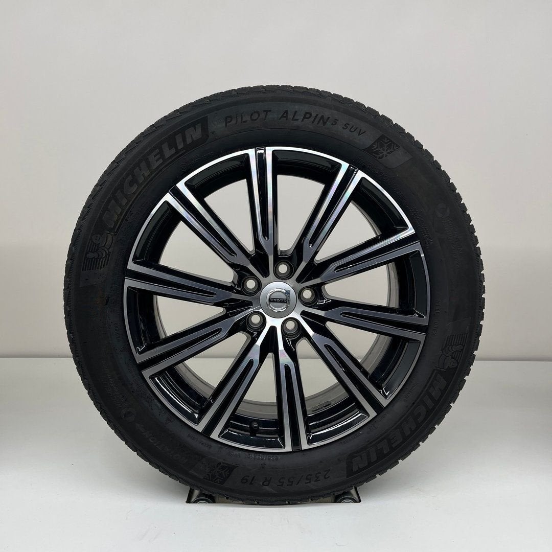 Volvo XC60 - 19 inch - winterbanden, Auto-onderdelen, Banden en Velgen, 19 inch, Gebruikt, Banden en Velgen, 235 mm