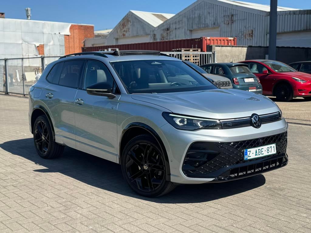 VW TIGUAN // R-line // AUTOMAAT // DIESEL, Auto's, Volkswagen, Automaat, Monovolume, Leder, Bedrijf