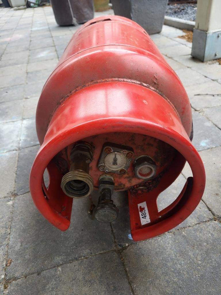 Remplissez une bouteille de gaz vide, Enlèvement