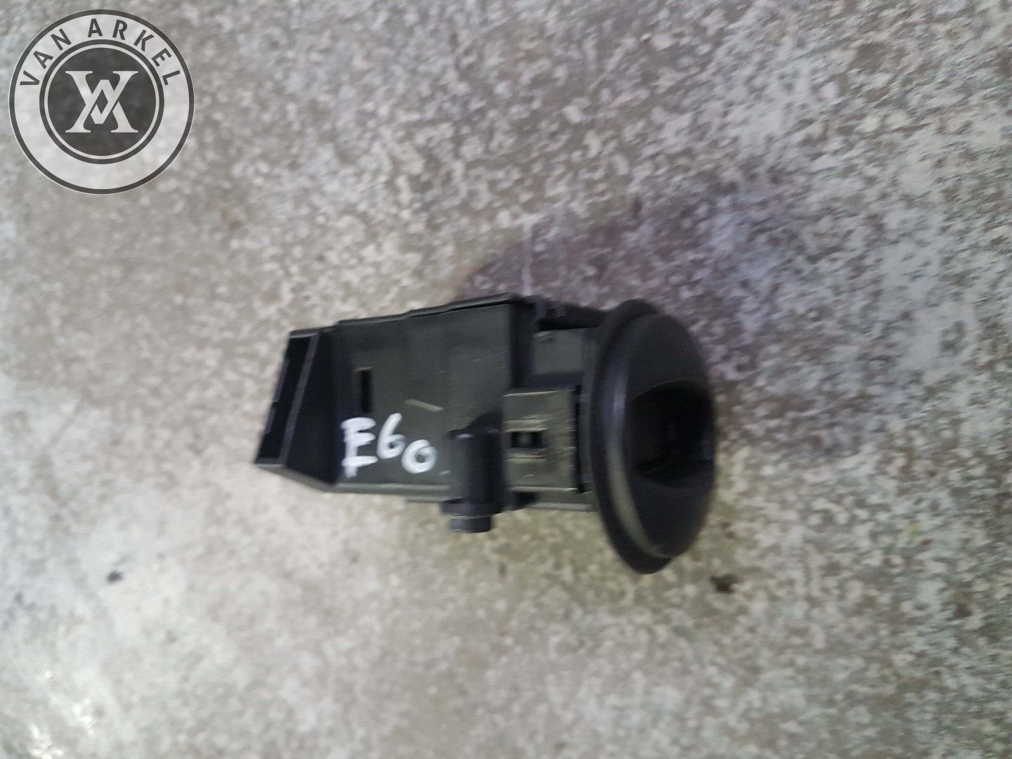 Bmw e60 e61 contact slot, -, Utilisé, -, Enlèvement ou Envoi