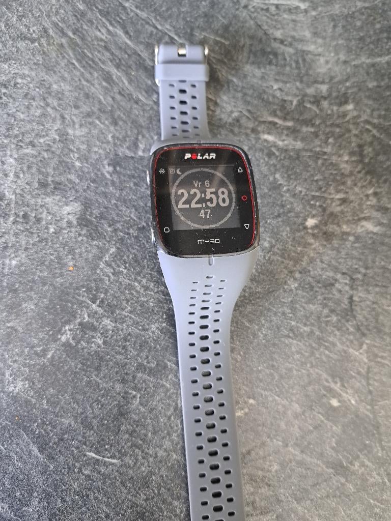 Polar M430 zeer goede staat /nieuwe armband/laadkabel, Ophalen, Gebruikt, Conditie, Waterdicht