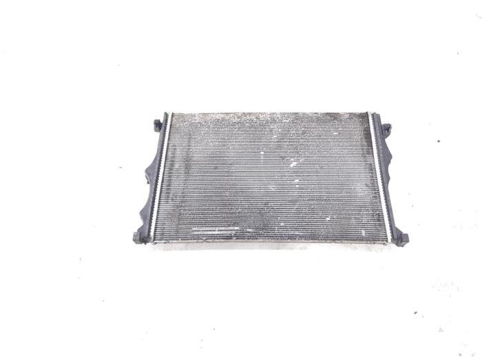 Radiateur d'un Mercedes A-Klasse, Autos : Pièces & Accessoires, Climatisation & Chauffage, Mercedes-Benz, Utilisé, 3 mois de garantie