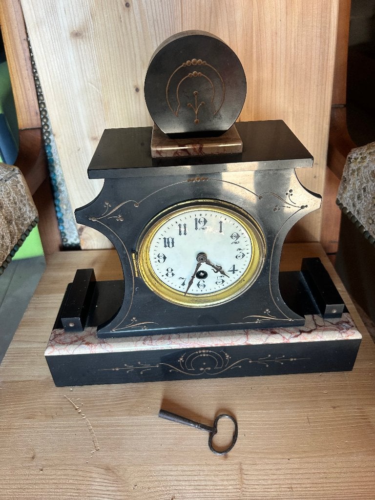 Pendule style Napoleon avec sa clef et sa coupe, Antiquités & Art, Enlèvement