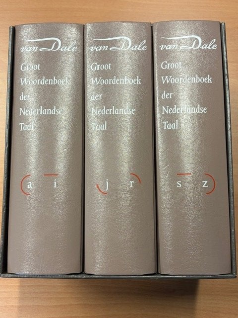 Woordenboek van Dale, Boeken, Ophalen, Zo goed als nieuw, Van Dale