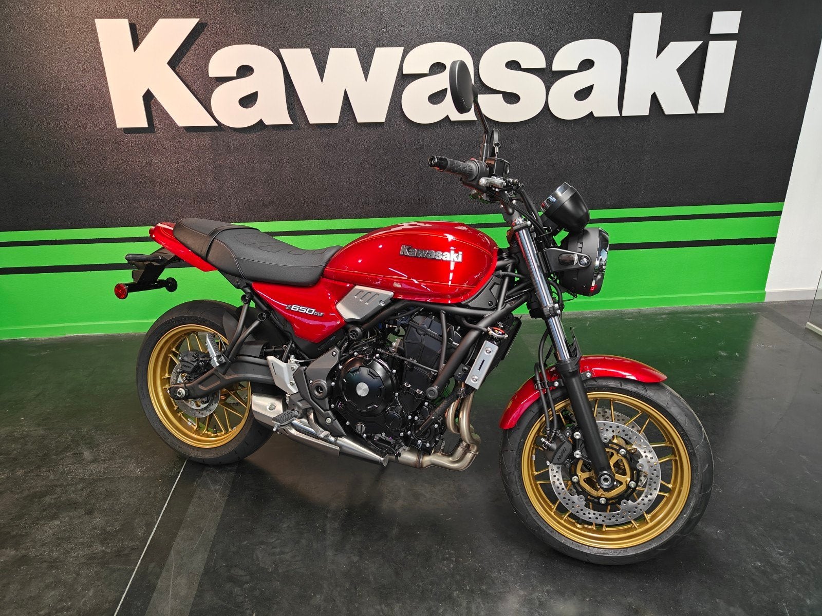 Kawasaki Z650RS nieuw "Stockdeal", Entreprise, Plus de 35 kW, Contrôle de traction, 2 cylindres