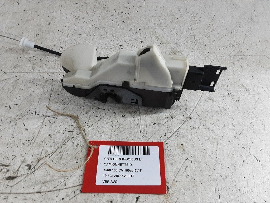 SERRURE DE PORTE AVANT GAUCHE Berlingo (1158N2107J8), Autos : Pièces & Accessoires, Citroën, Mevr. I. Hauben, Utilisé, Avant