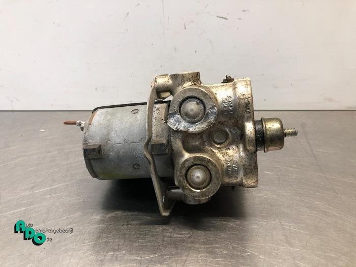 ABS Pomp van een BMW 3-Serie (3-Serie 82-), Gebruikt, -, -, Ophalen of Verzenden