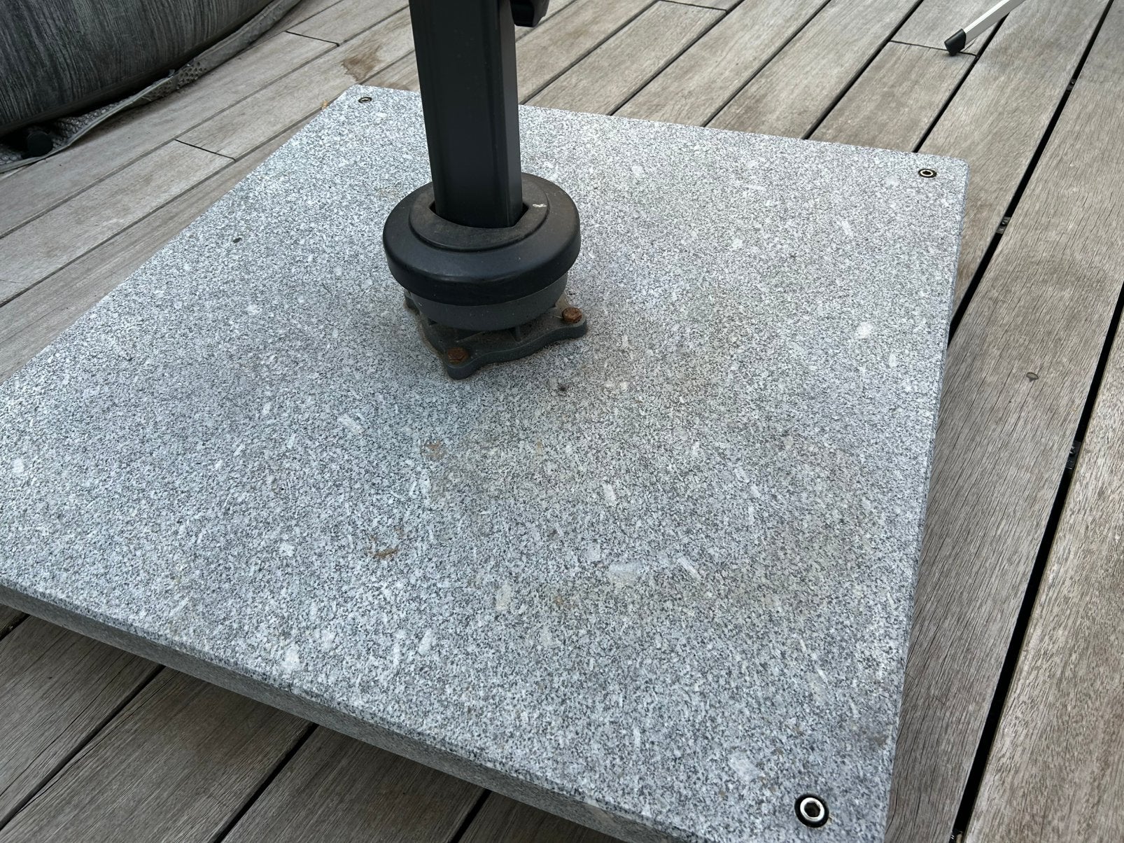 Parasolvoet in natuursteen voor Le Duc parasol, Ophalen, Zo goed als nieuw