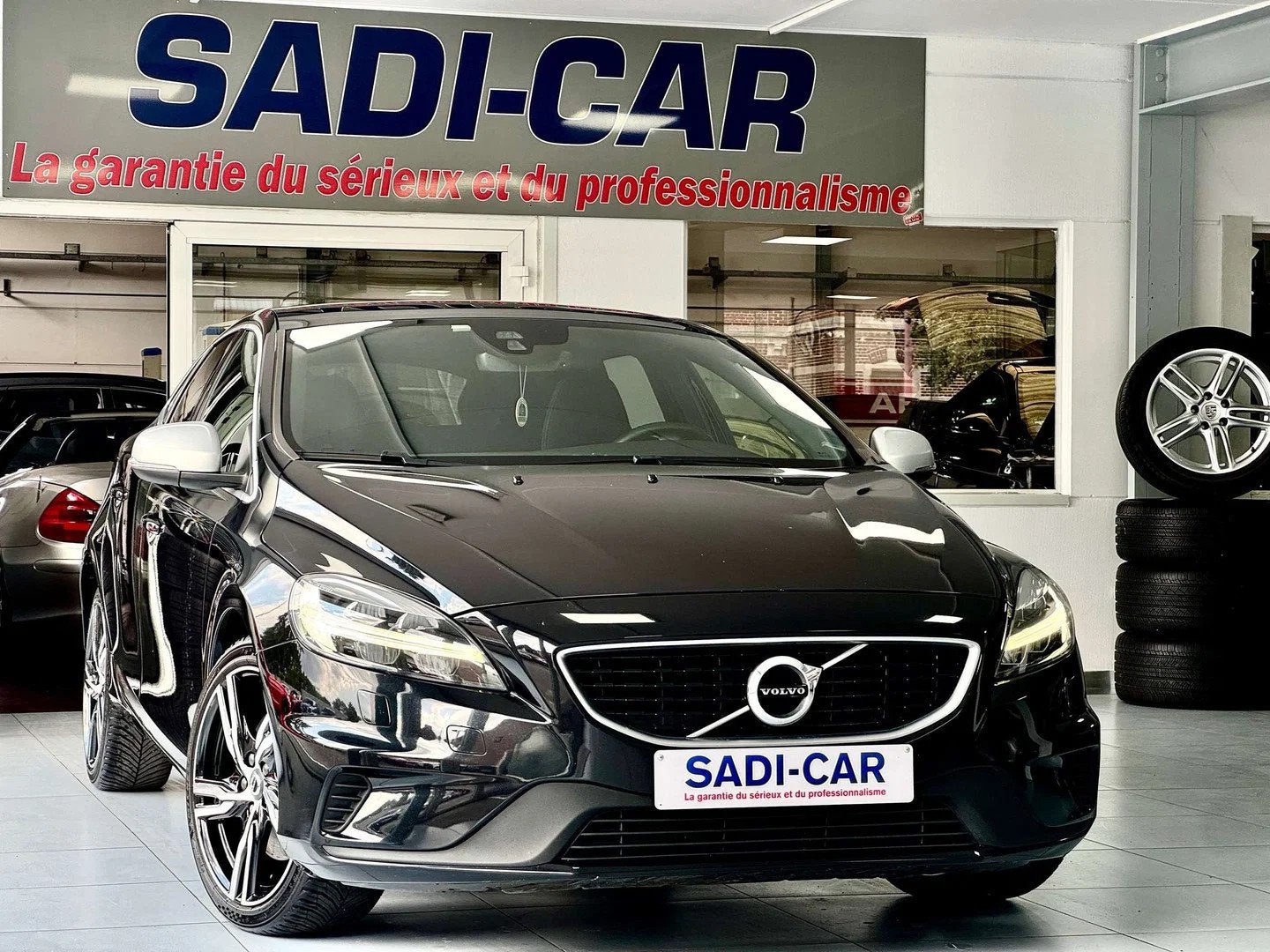 Volvo V40 2,0 D3 150cv R-DESIGN Sport Edition Geartronic, Autos, Volvo, Entreprise, Achat, V40, ABS, Airbags, Air conditionné