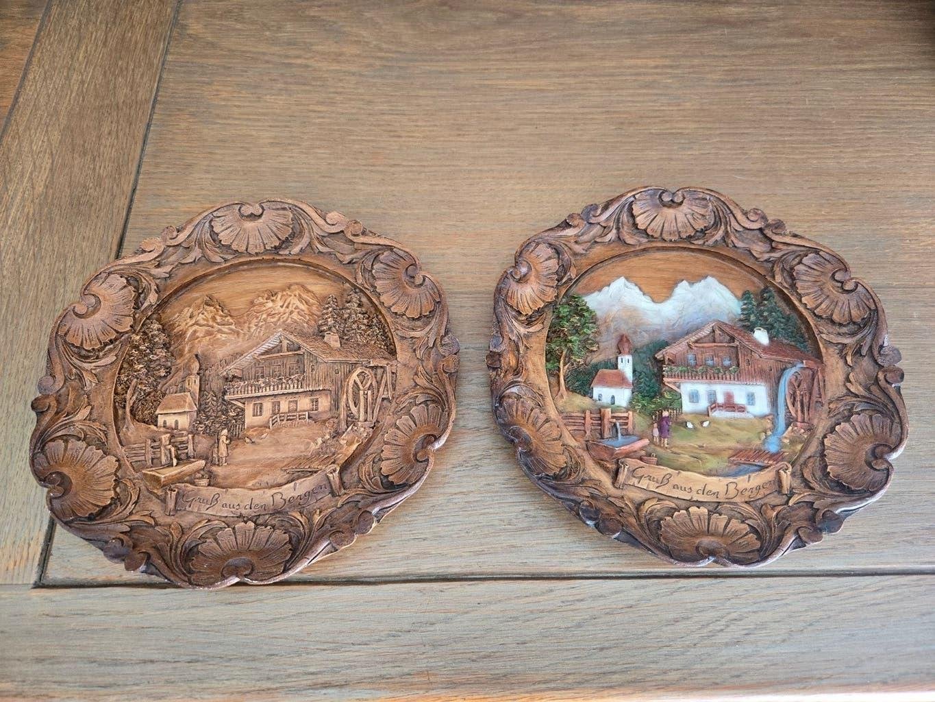 Twee antieke muur decoratie van uit Duitsland anno 1960, Ophalen of Verzenden, Hout
