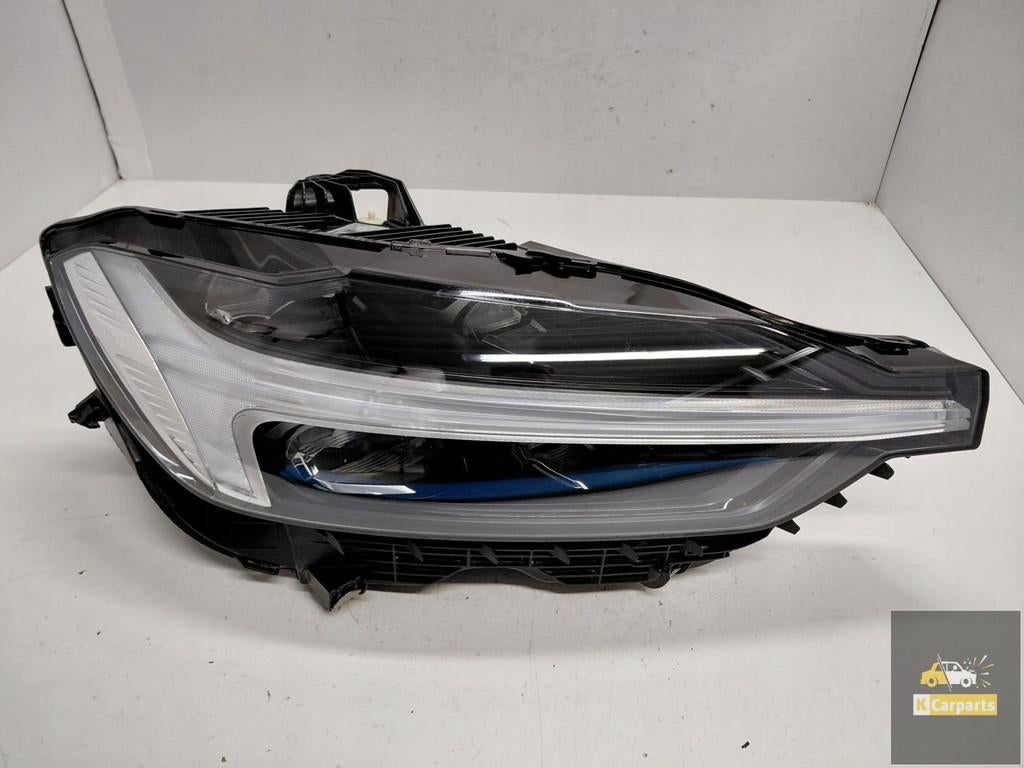 32342507, Volvo XC60 II Lift Full Ledlamp rechts Ideaal XC60, Auto-onderdelen, Gebruikt, Gunnar Engellaus vag 8
405 31  Gothenburg, SE
