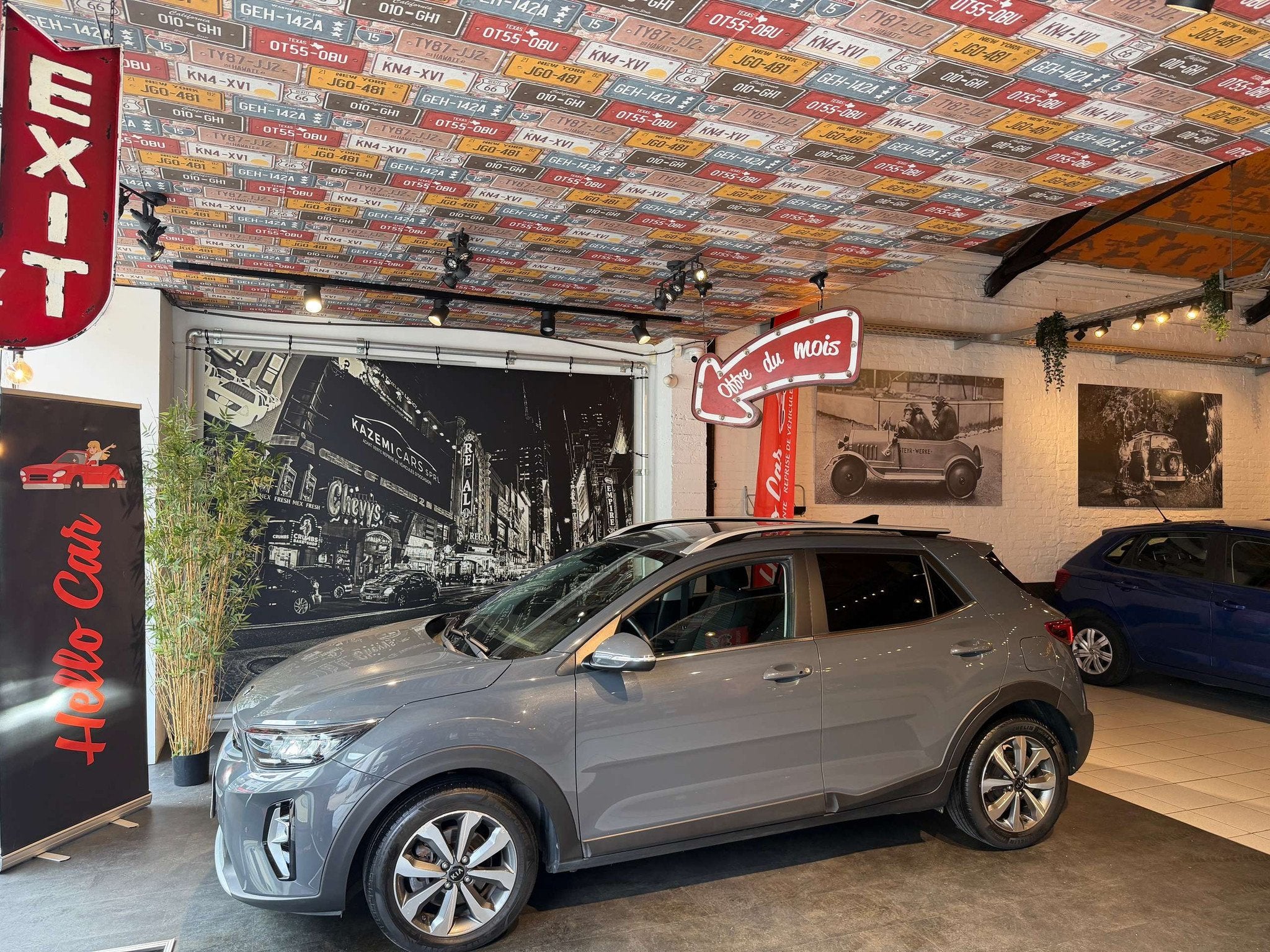 Kia Stonic * 1.0 * LIFT * CAMERA * CARPLAY * JANTES 16 * GAR, Auto's, Kia, Stof, Gebruikt, 1650 kg, Bedrijf