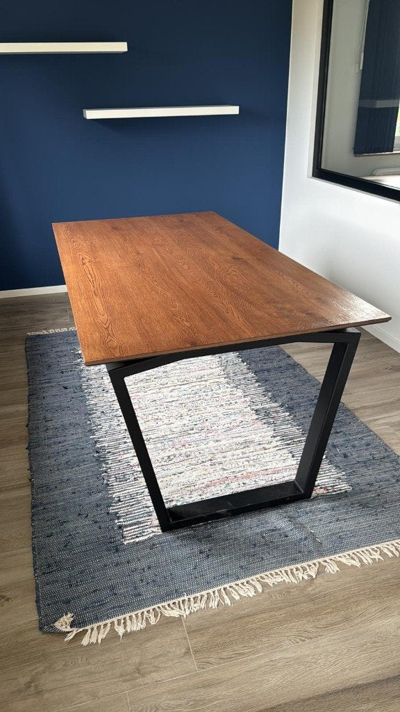 Livada Table Salle à Manger (Henders & Hazel), Maison & Meubles, Salles à manger complètes, Utilisé, 4 à 6 chaises, Enlèvement