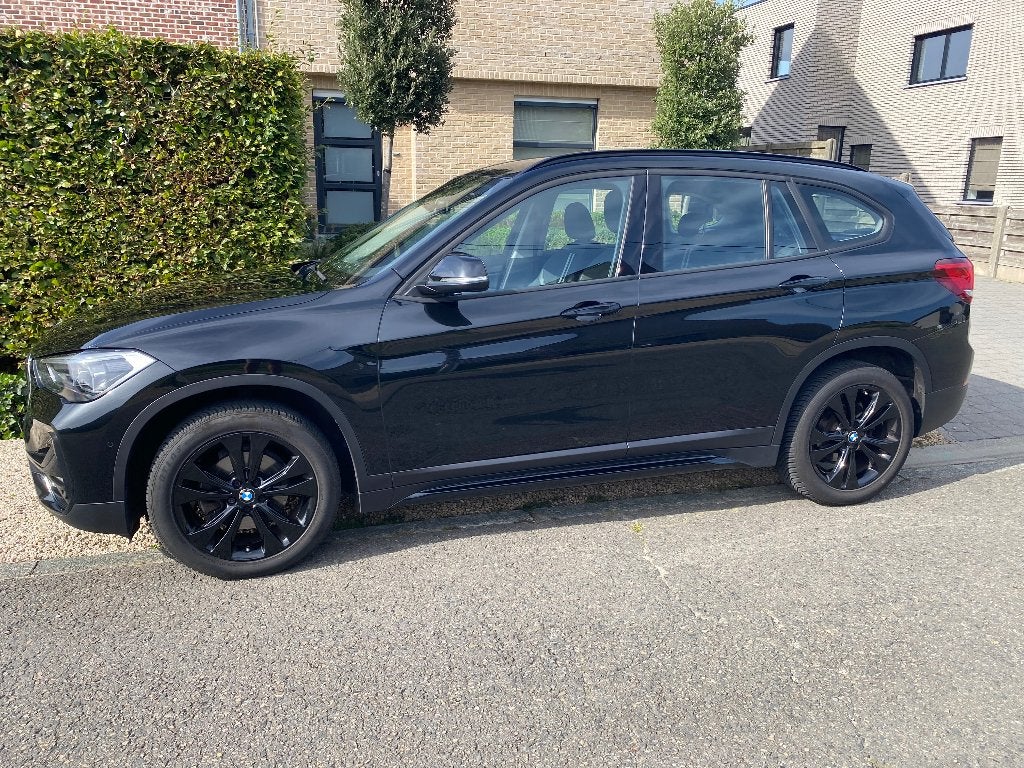 BMW X1 sDrive 18d, Autos, BMW, X1, Achat, Boîte manuelle, Entretenue par le concessionnaire