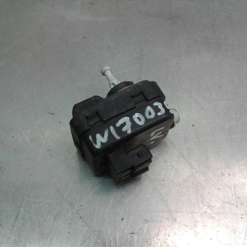 KOPLAMPMOTOR Nissan Note (E11) (|89028944|), Gebruikt, Nissan