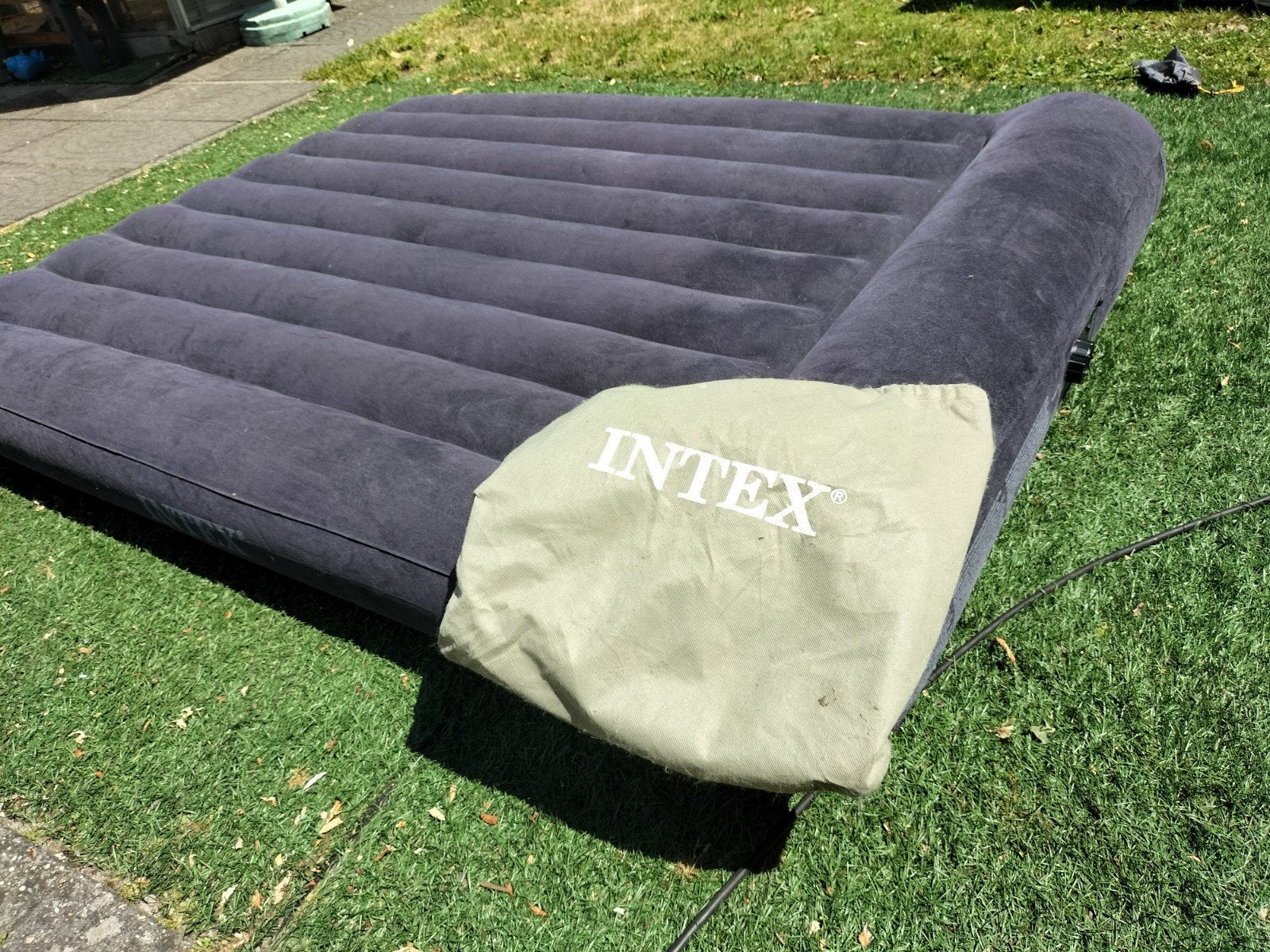 Intex Luchtbed., Ophalen, Ingebouwde pomp