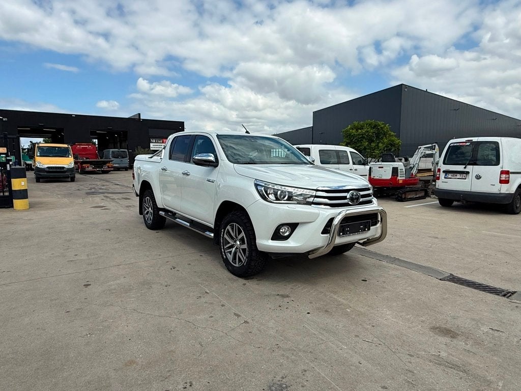 Toyota Hilux (Stock ID 46837) — 8