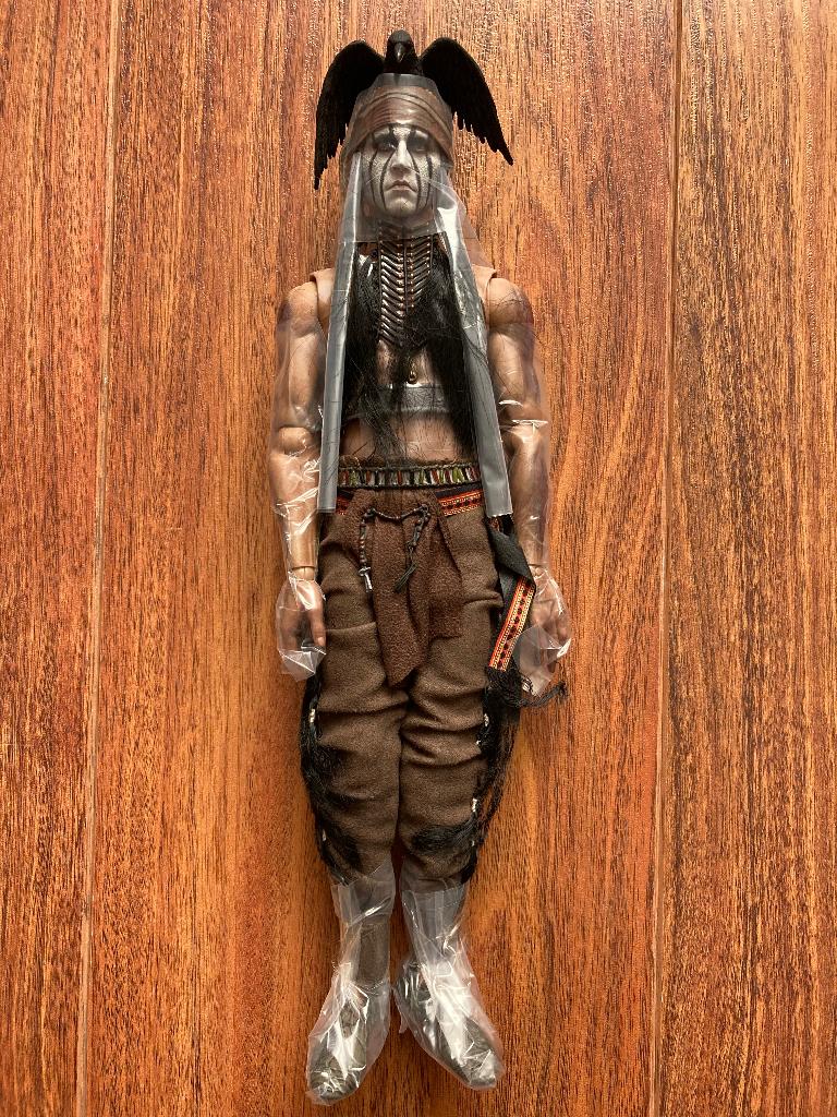 Hot Toys The Lone Ranger Tonto MMS217 30 cm, Collections, Envoi, Comme neuf, Film, Figurine ou Poupée