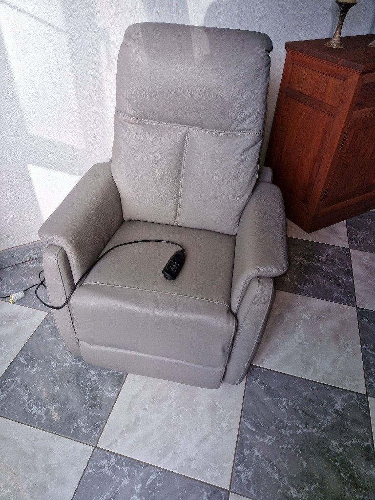 Elektr. lederen relax Recor met 3 motoren + liftfunctie, Huis en Inrichting, Ophalen, Zo goed als nieuw, 75 tot 100 cm, Modern-klassiek