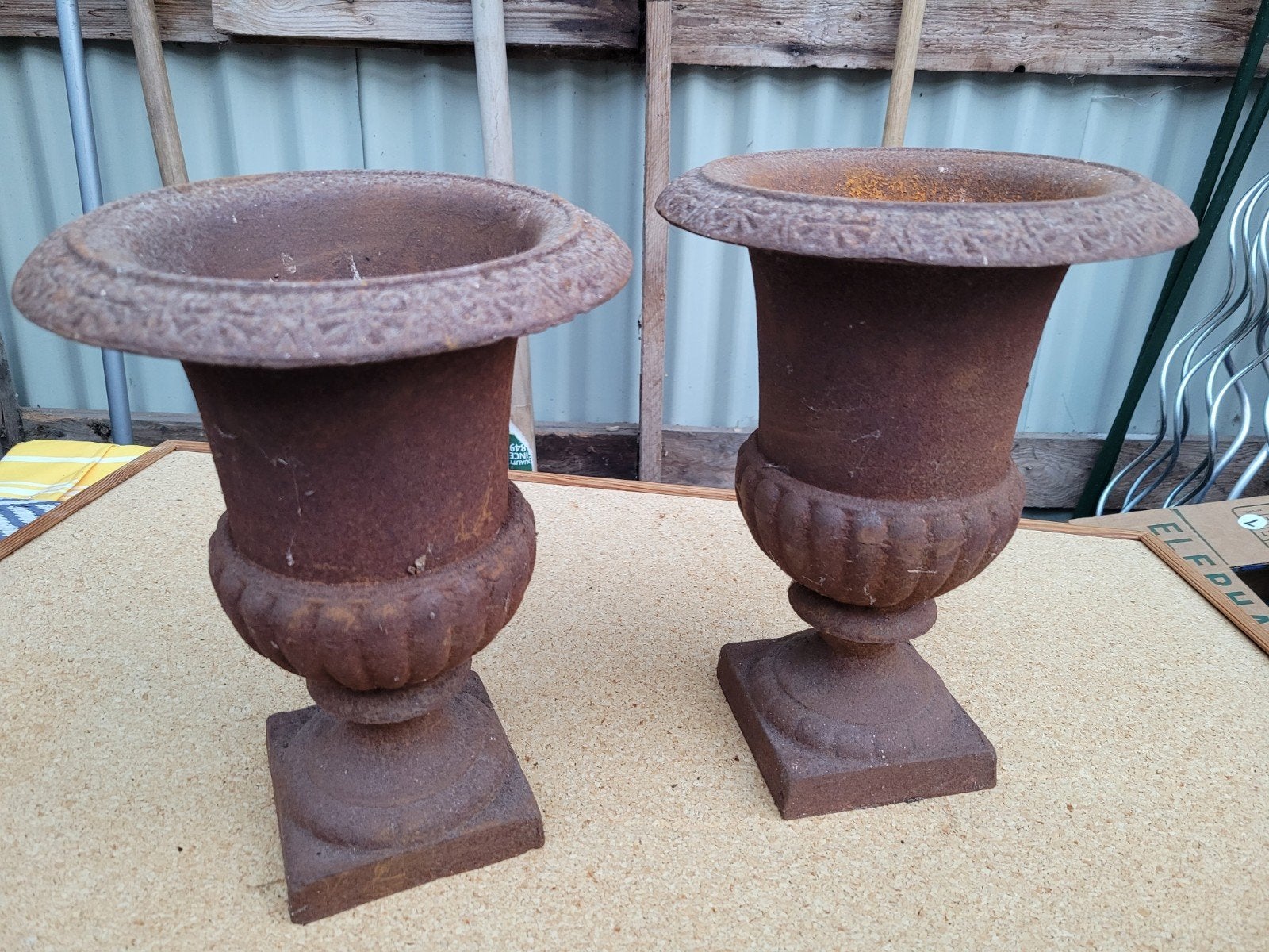 2 tuinvazen, worden enkel per 2 verkocht, Tuin en Terras, Ophalen