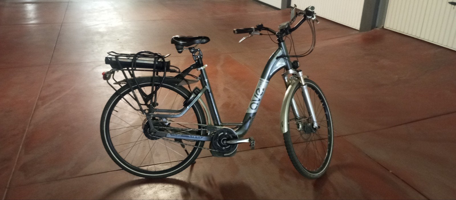 Vélo électrique à réviser, Enlèvement