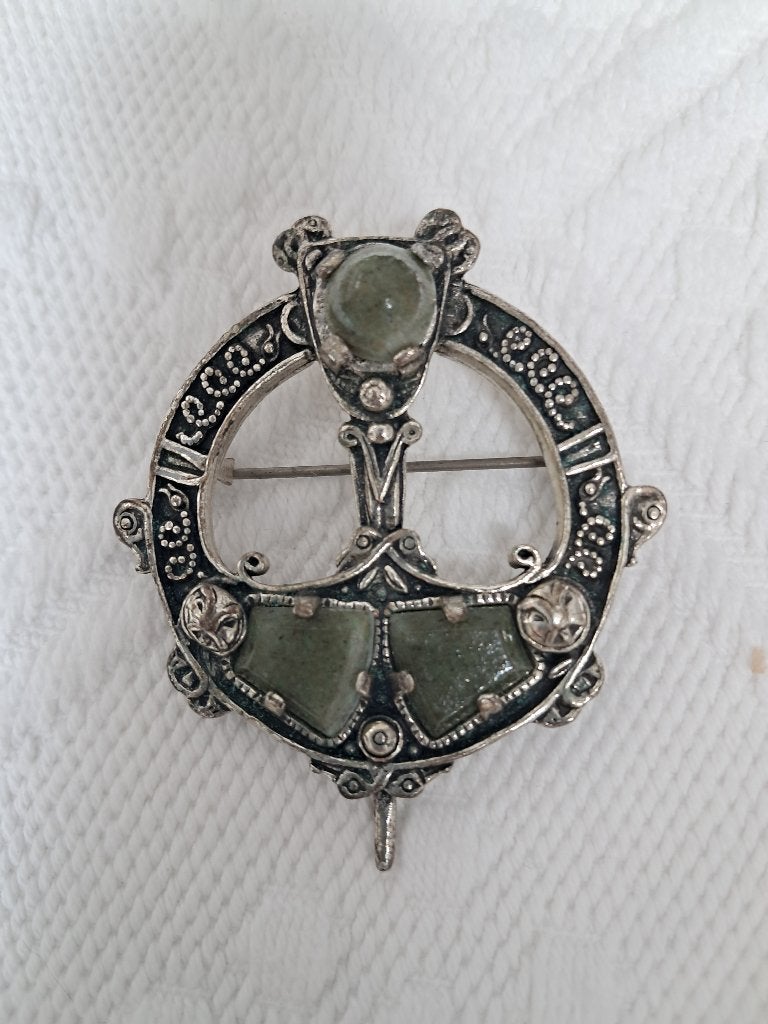 Vintage zilveren keltische broche, Handtassen en Accessoires, Broches, Ophalen of Verzenden, Zo goed als nieuw, Zilver, Zilver