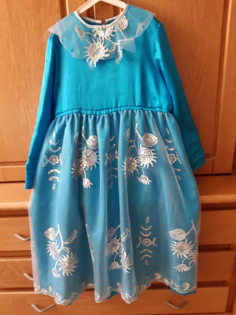 costume de princesse fait main, Enlèvement ou Envoi