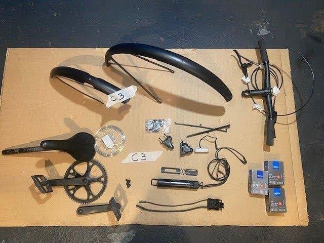 Cowboy C 1.2.3.4 Roues + pieces + capteur + contrôleur  etc, Vélos & Vélomoteurs, Elektrische fiets, COWBOY C1 C2 C3 C4, Comme neuf