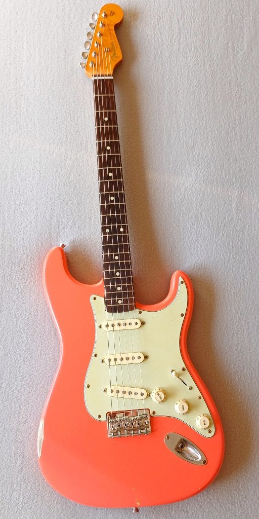 Custom Strat 60 Smitty (Haar) Hardtail Nitro Relic, Enlèvement ou Envoi, Neuf, Solid body, Fender
